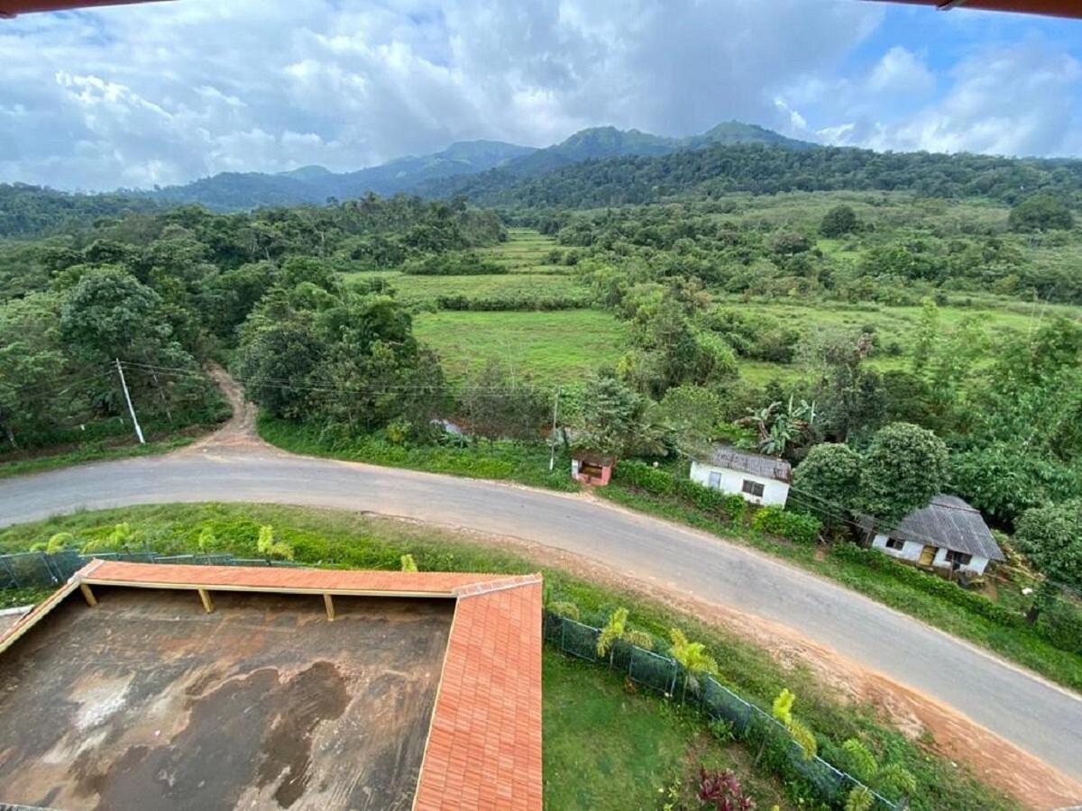 Danta Resort Bhāgamandala Exterior foto