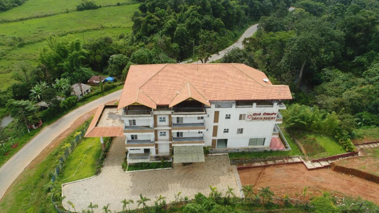 Danta Resort Bhāgamandala Exterior foto